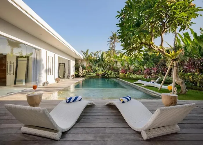 Gorgeous Tropical 3 Bed Pool Villa, 24hr Security *