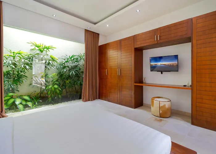 Gorgeous Tropical 3 Bed Pool Villa, 24hr Security Villa