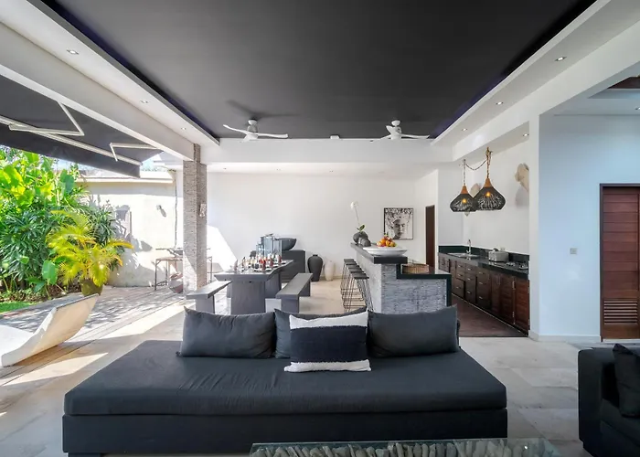 Villa Gorgeous Tropical 3 Bed Pool Villa, 24hr Security