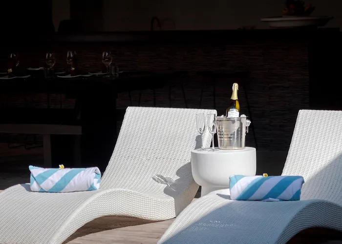 Villa Gorgeous Tropical 3 Bed Pool Villa, 24hr Security *