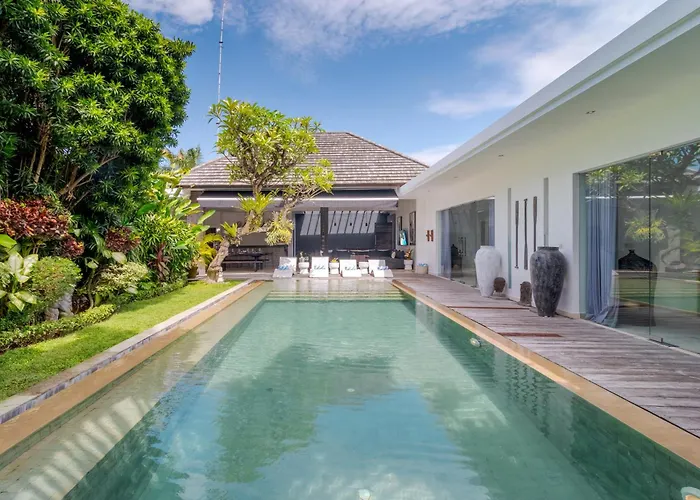 Gorgeous Tropical 3 Bed Pool Villa, 24hr Security *