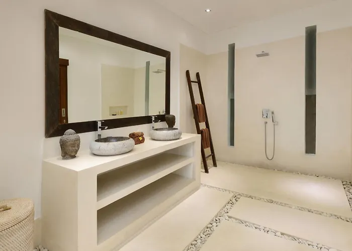 Gorgeous Tropical 3 Bed Pool Villa, 24hr Security *
