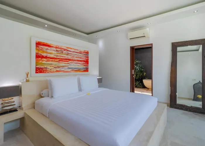 Gorgeous Tropical 3 Bed Pool Villa, 24hr Security Villa *